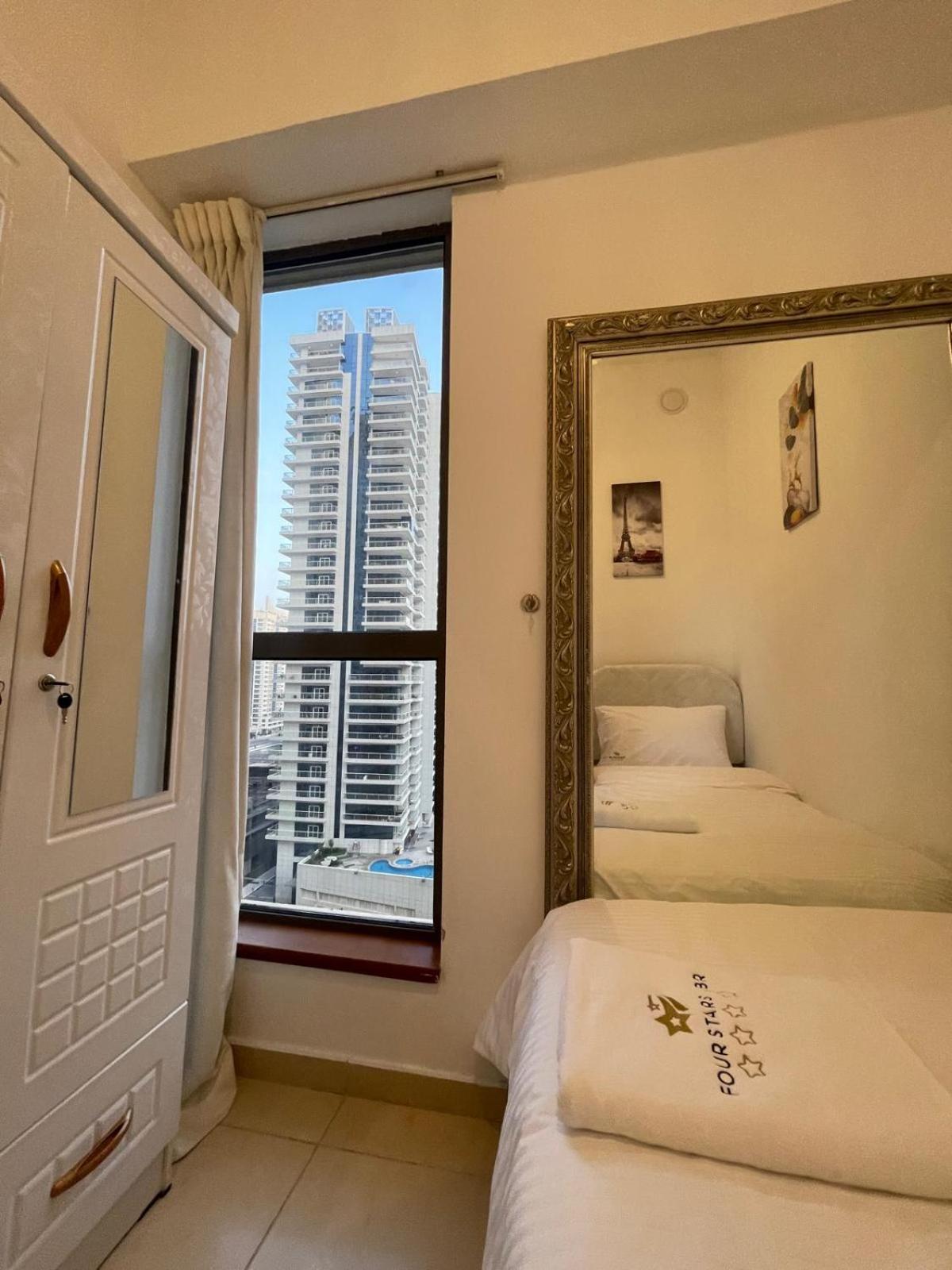 Four Stars Dubai Marina Jbr Hotel Ngoại thất bức ảnh