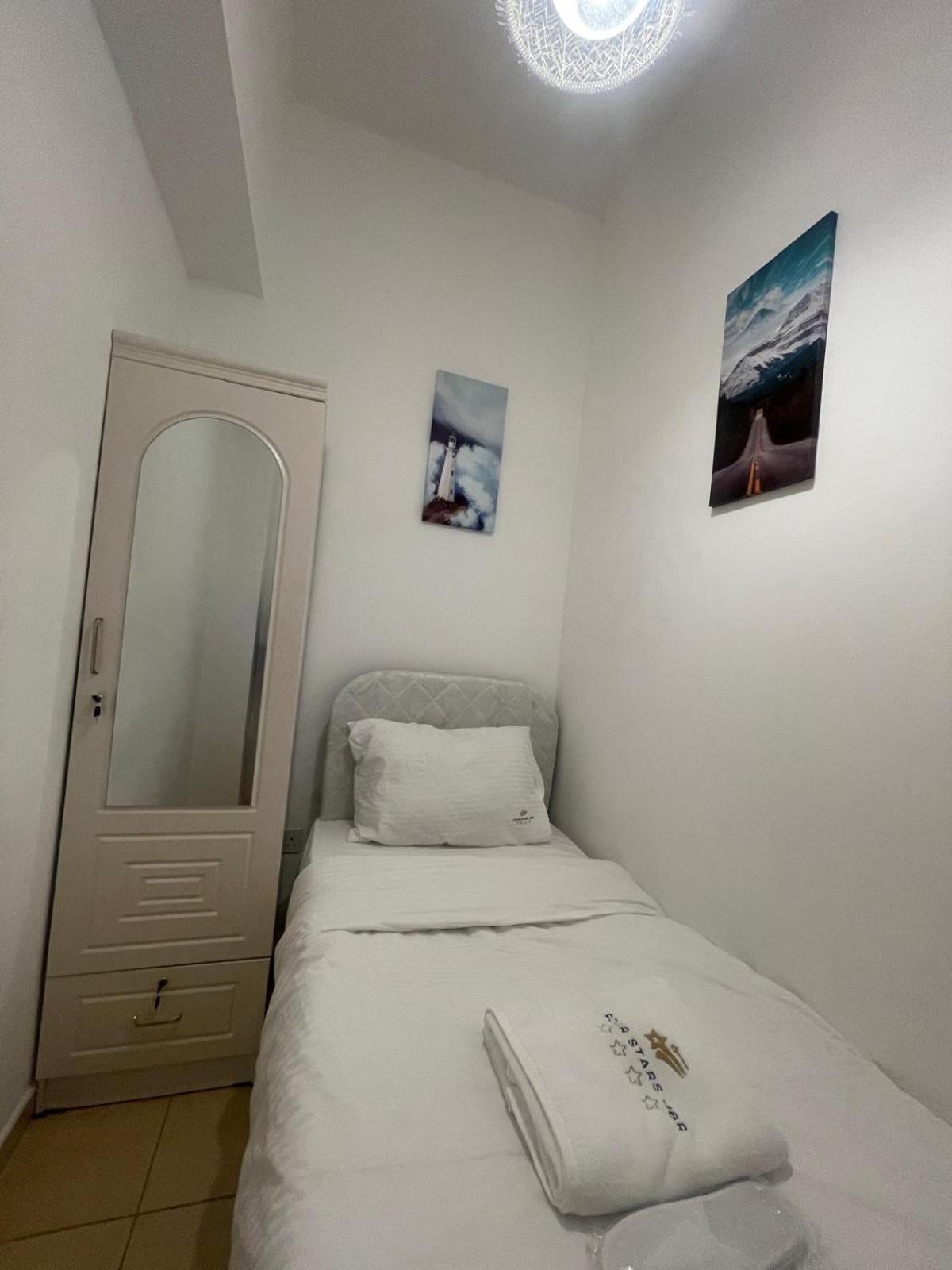 Four Stars Dubai Marina Jbr Hotel Ngoại thất bức ảnh